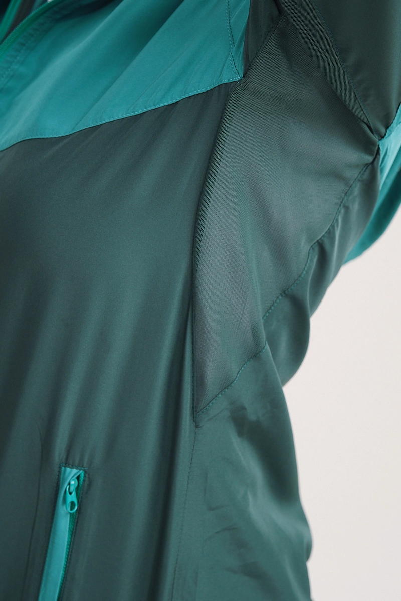 Veste coupe-vent à capuche femme Runnek Logan