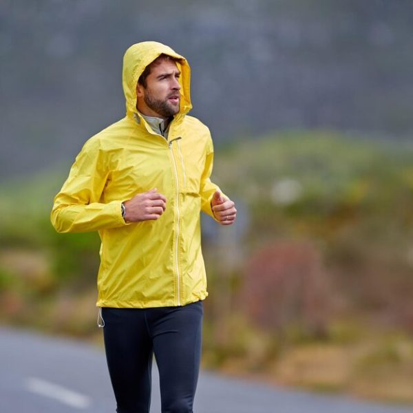 Courir sous la pluie
